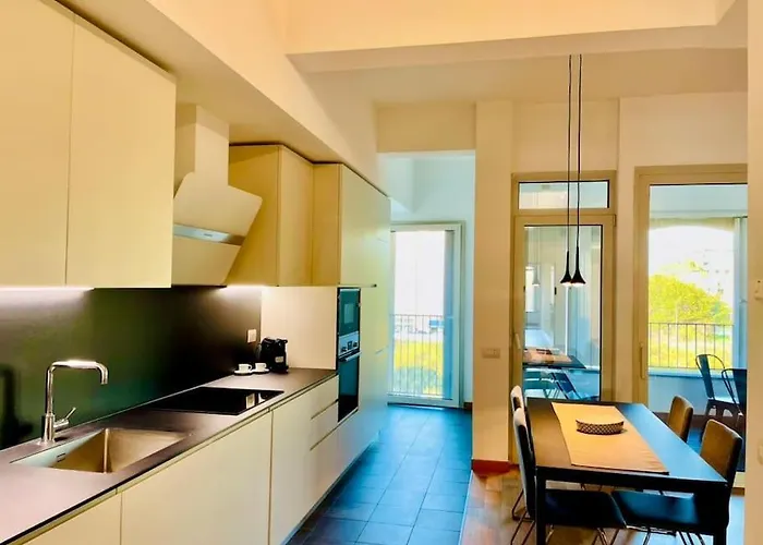Apartament The Legendary