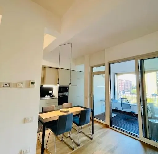 Apartament The Legendary